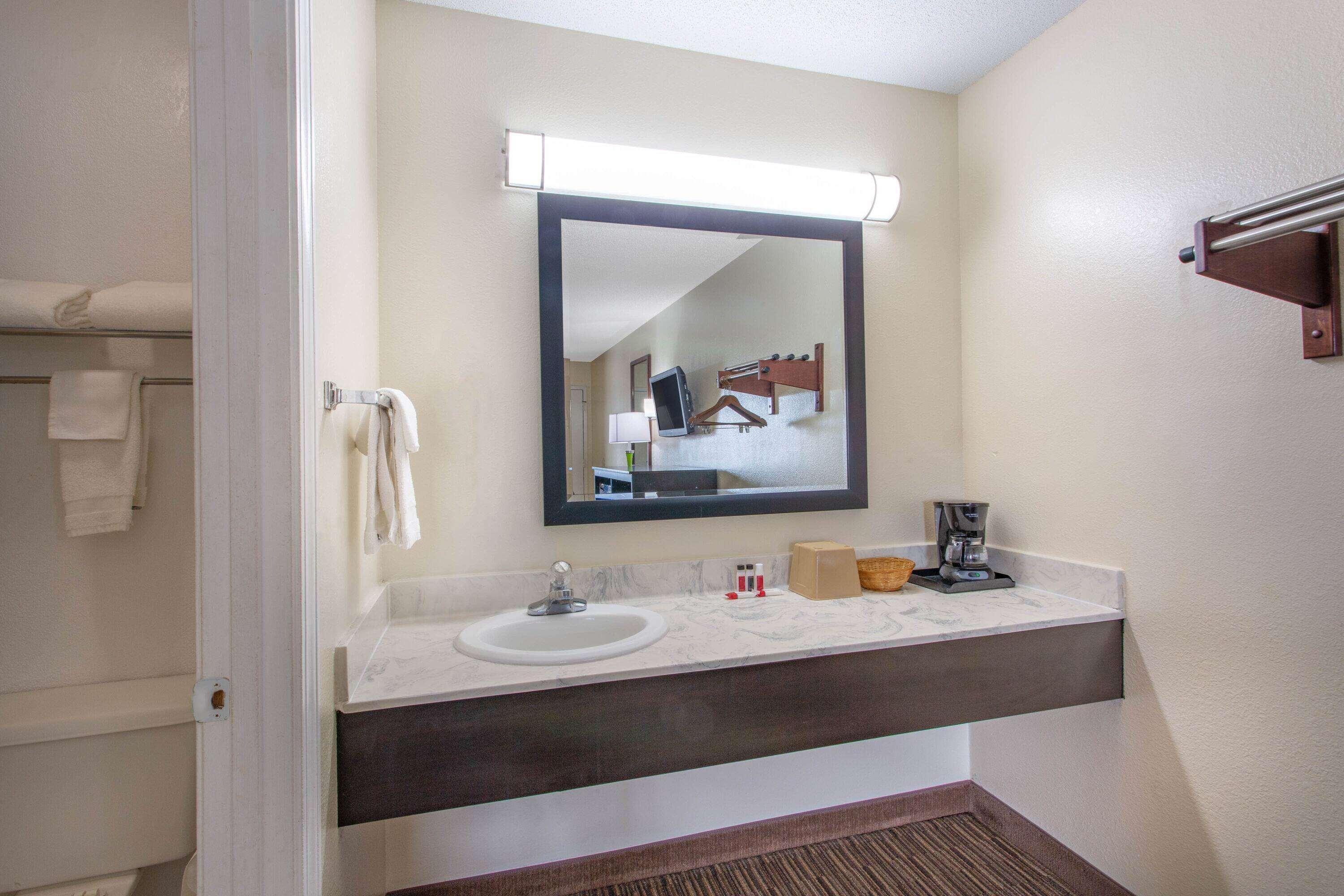 Super 8 Florence South Carolina Εξωτερικό φωτογραφία